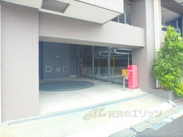 駐車場　立体駐車場