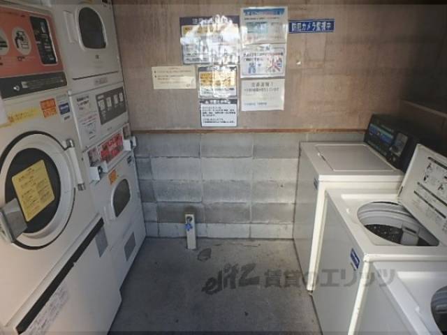 コインランドリー