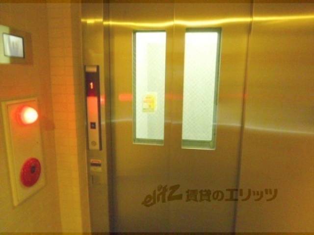 エレベーター