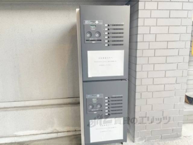 宅配ボックス