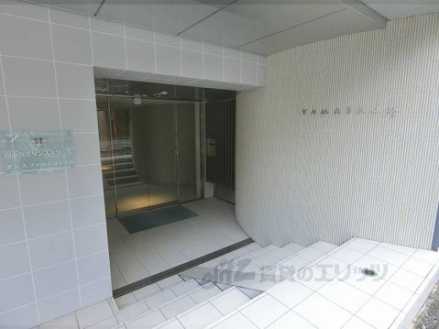 建物入り口