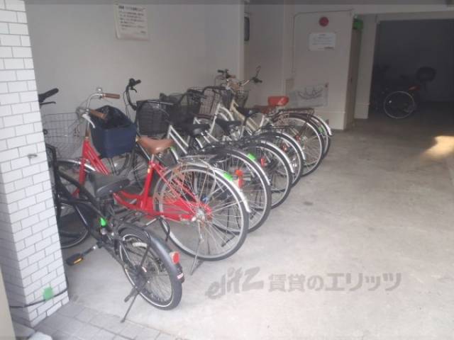 駐輪場