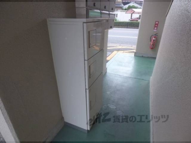 宅配ボックス