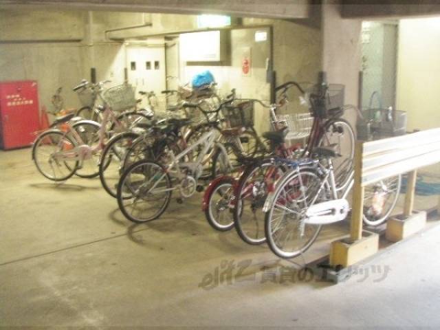 駐輪場