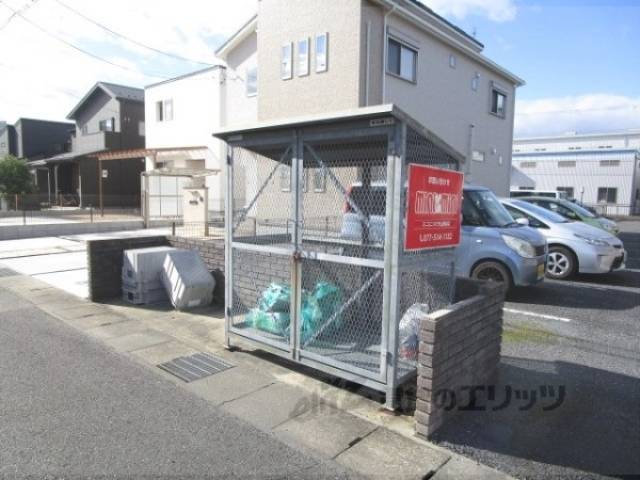 ゴミ置き場