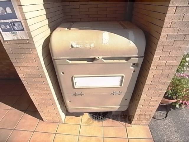 共用ゴミ捨て場
