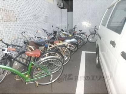 駐輪場　屋根なしスペース