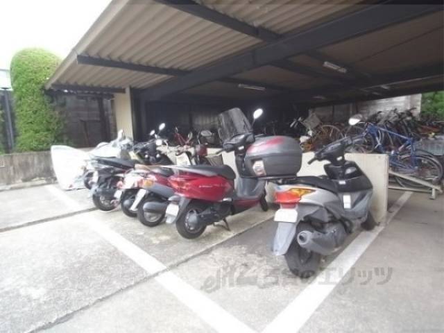 駐輪場　バイク用