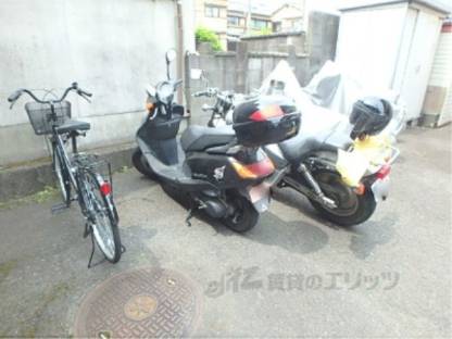 駐輪場