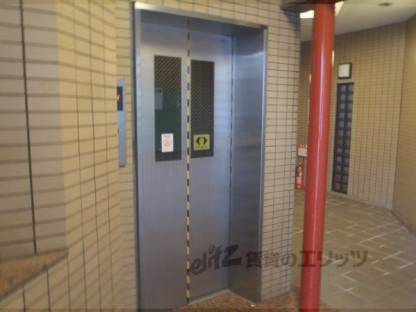 エレベーター