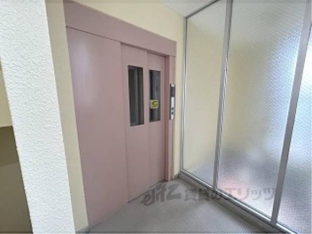 エレベーター