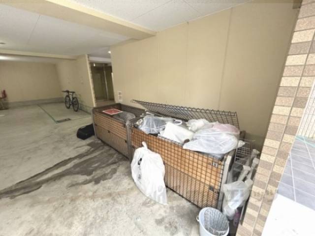 ゴミ置き場