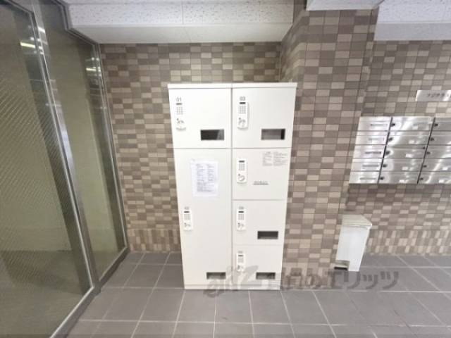 宅配ボックス