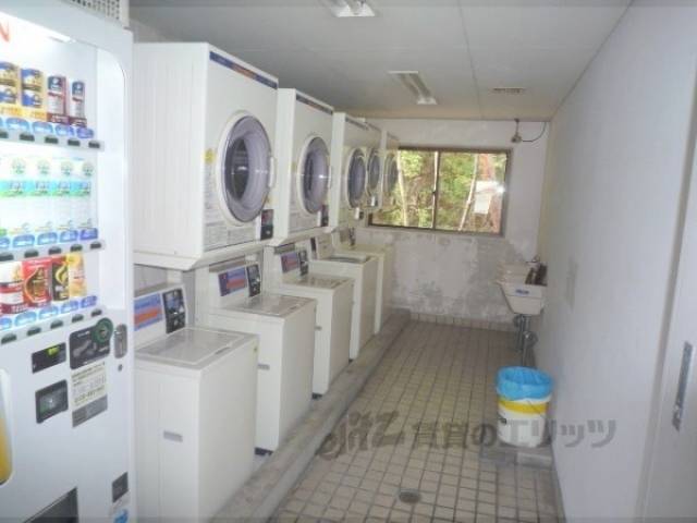 コインランドリー