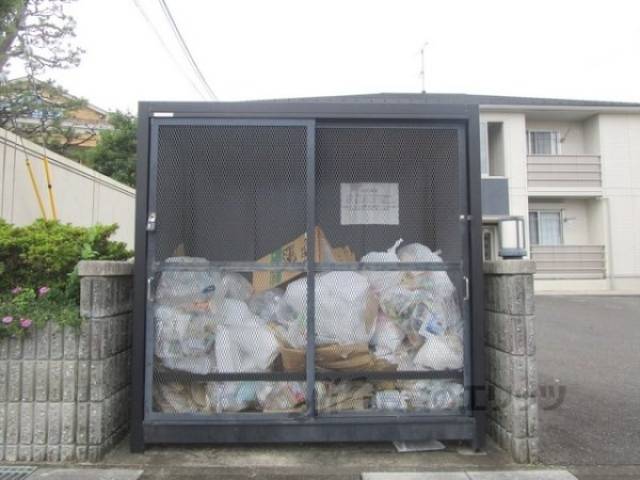 ゴミ置き場