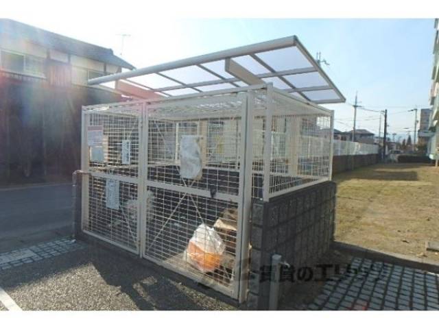 ごみ捨て場