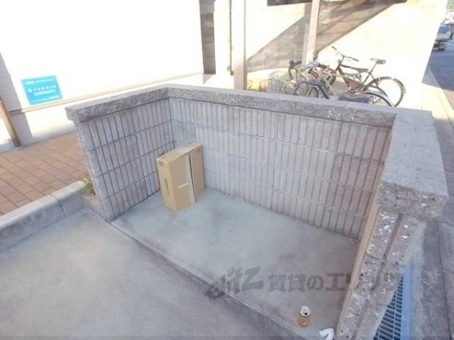 ゴミ出し場
