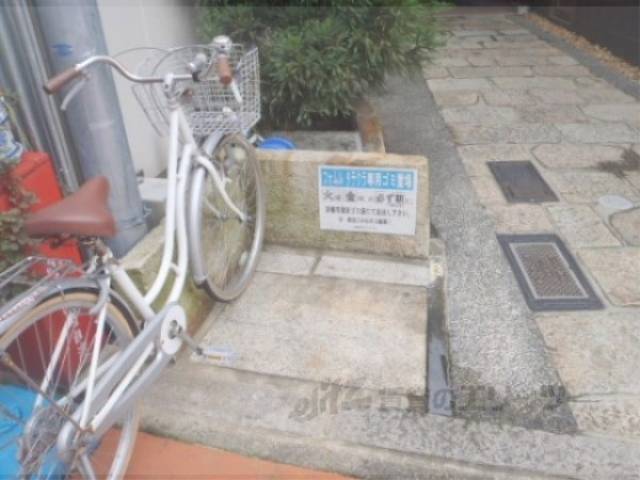 ゴミ置き場　ゴミ置き場