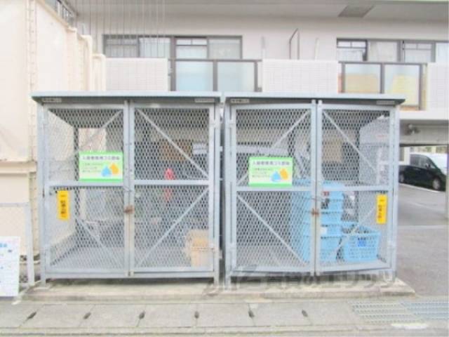 ゴミ置き場