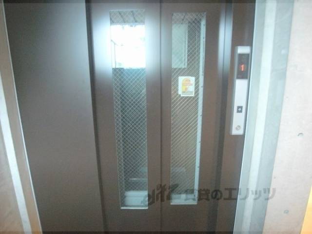 エレベーター
