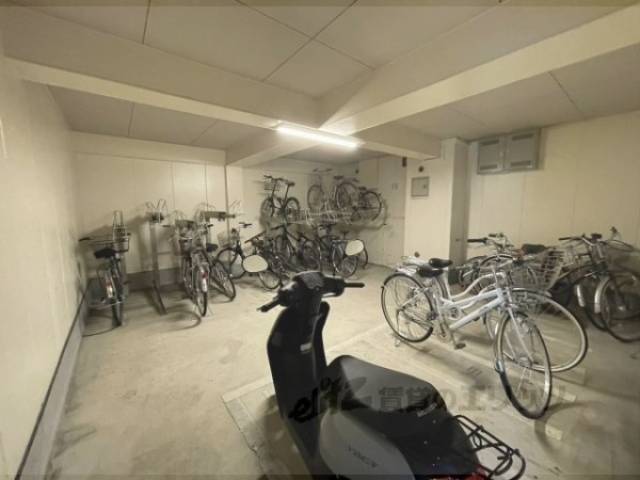 駐輪場