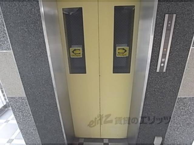 エレベーター