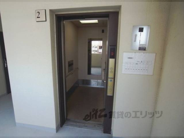 エレベーター