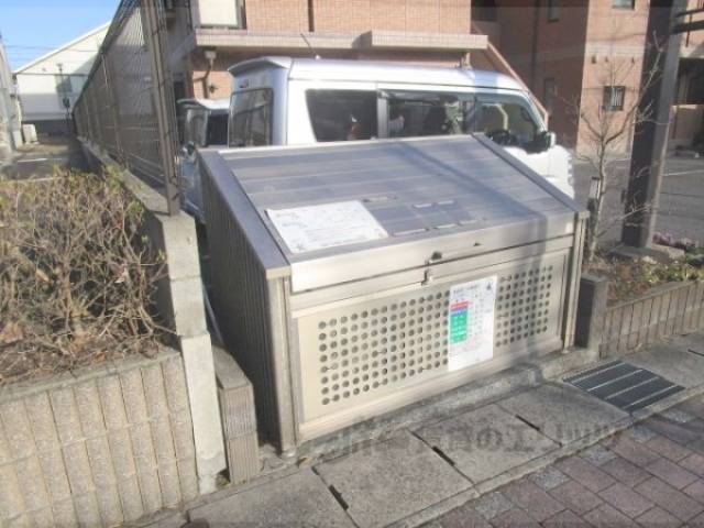 ゴミ置き場