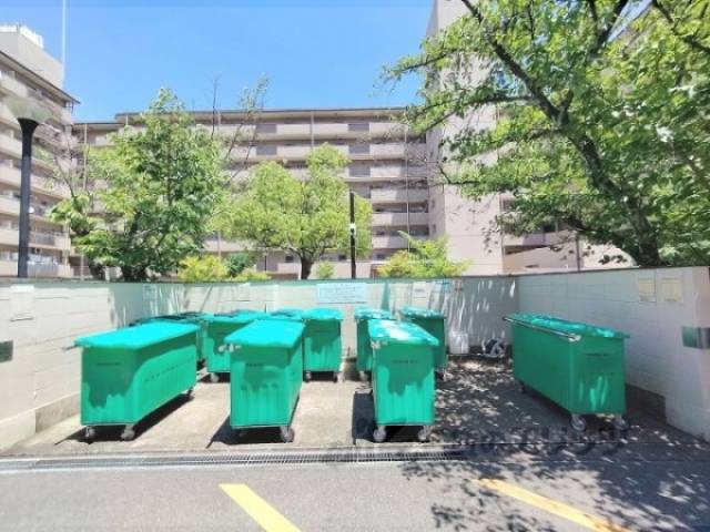 ゴミ置き場