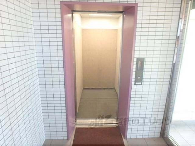 エレベーター