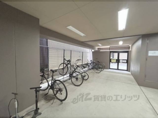 駐輪場