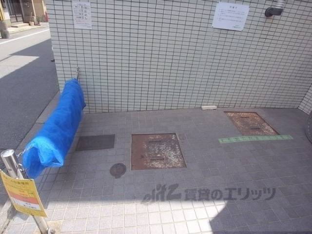 ゴミ捨て場