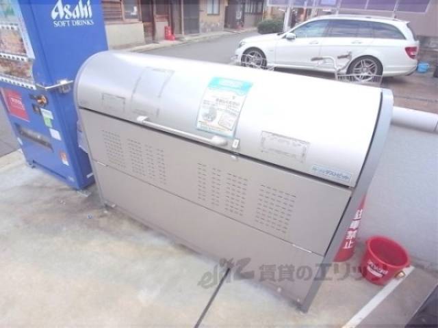 ゴミ置き場
