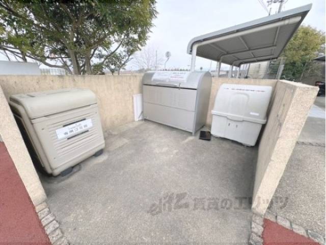ゴミ置き場