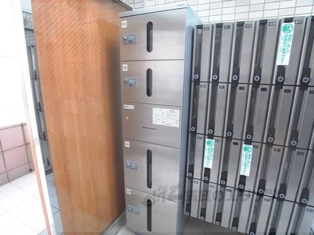 宅配ボックス