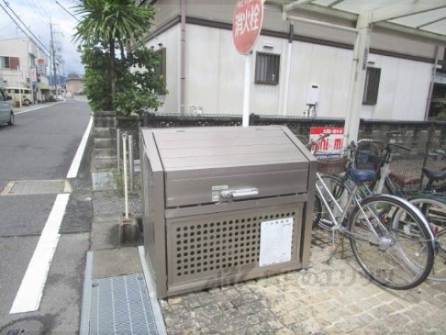 ゴミ置き場