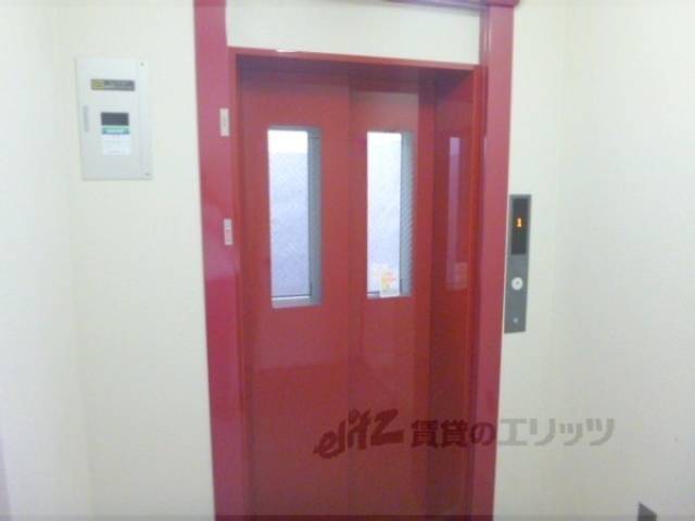 エレベーター