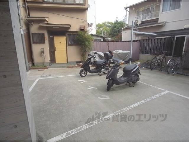 駐輪場