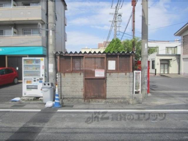 ゴミ置き場