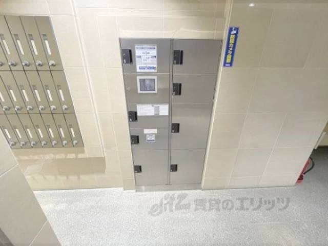 宅配ボックス