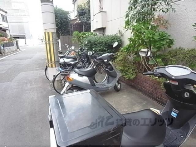 駐輪場