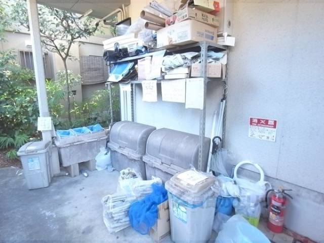 ゴミ捨て場