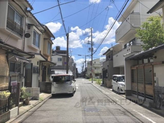 前面道路　南向き