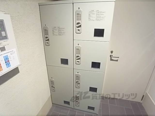 宅配ボックス