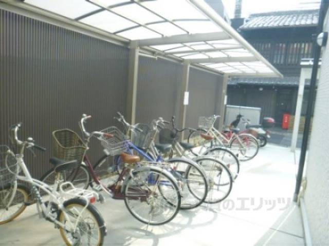 駐輪場