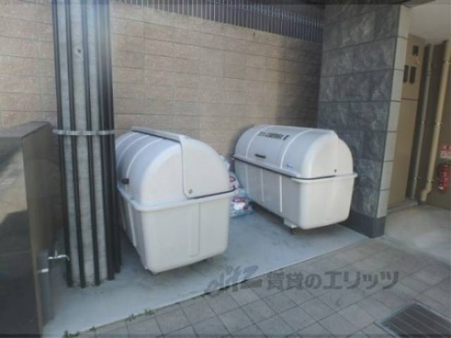 ゴミ置き場