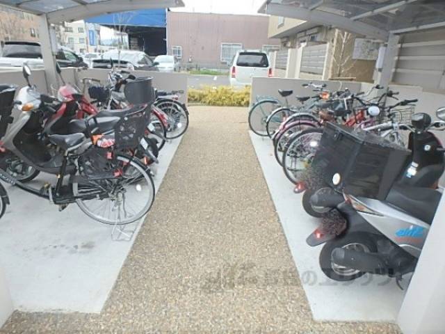 駐輪場