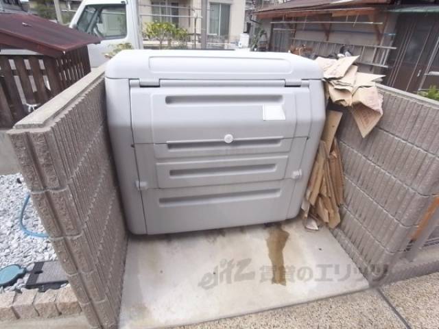 ゴミ置き場