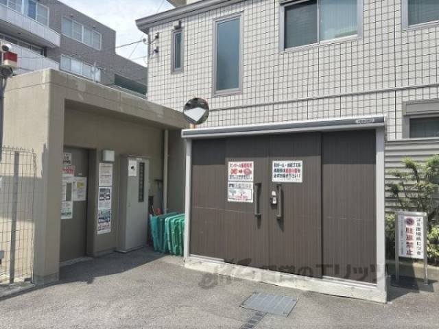 ゴミ置き場
