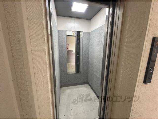 エレベーター